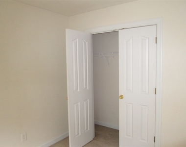 403 Stagecoach Drive - Photo Thumbnail 22