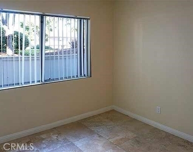 4210 Fiesta Way # 4 - Photo Thumbnail 14