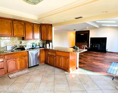 8015 Granite Rock Lane - Photo Thumbnail 5