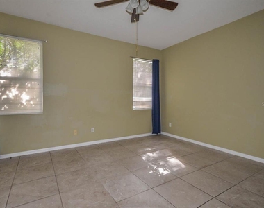 10313 Avelar Ridge Drive - Photo Thumbnail 4