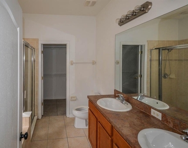 10313 Avelar Ridge Drive - Photo Thumbnail 10