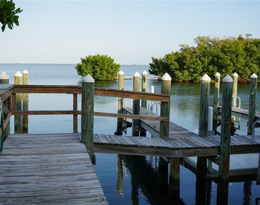 1515 Pinellas Bayway S - Photo Thumbnail 19