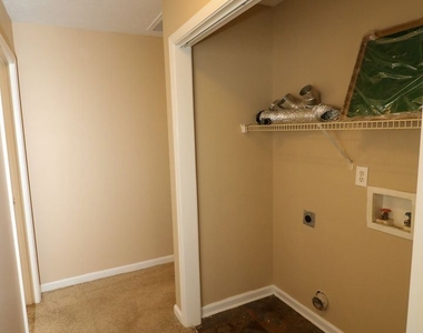 2344 Plantation Cir - Photo Thumbnail 11