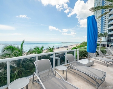 17201 Collins Ave - Photo Thumbnail 38