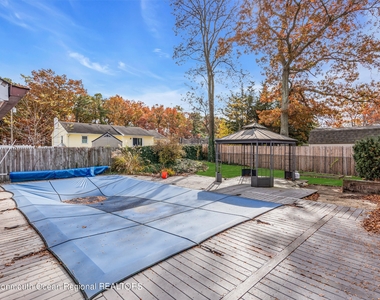 1237 Mizzen Avenue - Photo Thumbnail 18