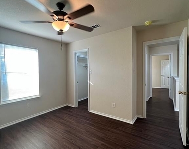 9706 Liberty Green - Photo Thumbnail 25