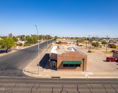 305 S Arizona Boulevard - Photo Thumbnail 18