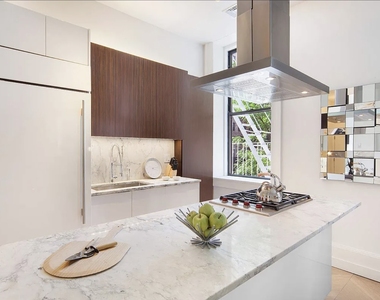 1231 3rd Avenue - Photo Thumbnail 2
