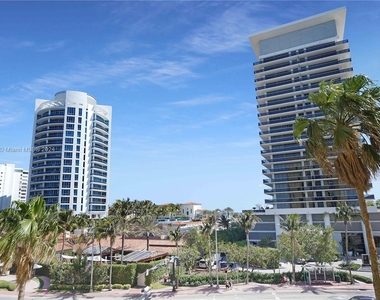 5880 Collins Ave - Photo Thumbnail 29