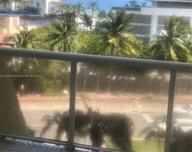 5880 Collins Ave - Photo Thumbnail 6