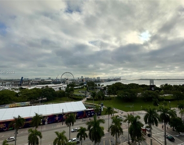 244 Biscayne Blvd - Photo Thumbnail 16