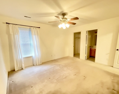 4209 Manasota Court - Photo Thumbnail 16