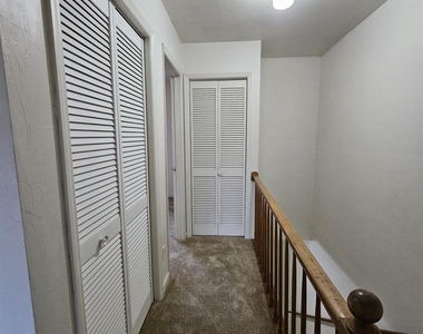 1824 Larette Drive - Photo Thumbnail 17