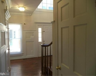 1537 Cedar Ave #1537 - Photo Thumbnail 3