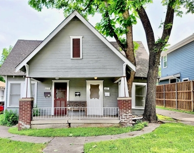 6109 Richmond Avenue - Photo Thumbnail 0