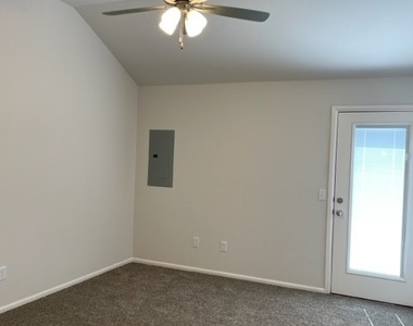 640 Marlin Court - Photo Thumbnail 7