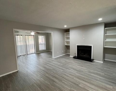 401 Wynnes Ridge Circle Se - Photo Thumbnail 7