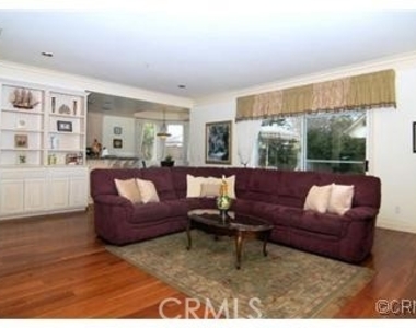 339 E Floral Avenue - Photo Thumbnail 10