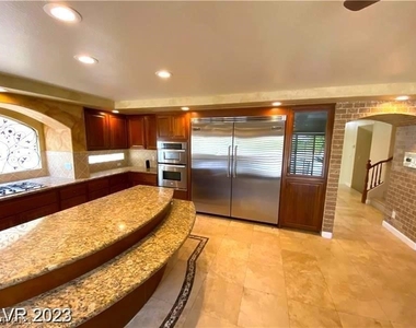 11090 Bandon Dunes Court - Photo Thumbnail 10