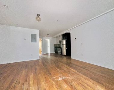 1249 Jefferson Avenue - Photo Thumbnail 13