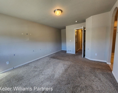 2118 Birmingham Loop - Photo Thumbnail 10