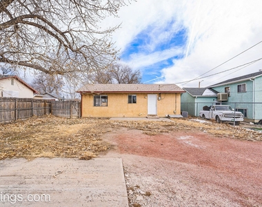 2317 Cheyenne Ave - Photo Thumbnail 0