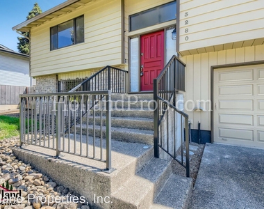 3280 Se Evergreen Ave - Photo Thumbnail 2