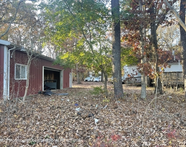 1097 Lakewood Farmingdale Road - Photo Thumbnail 1