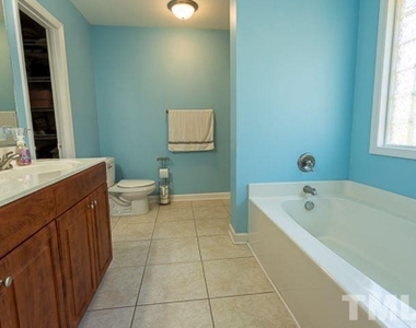 112 Ogletown Court - Photo Thumbnail 11