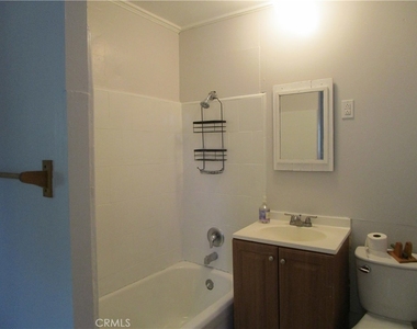 2650 Tyler Avenue - Photo Thumbnail 7