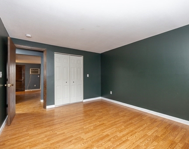 2210 Skyline Dr - Photo Thumbnail 8