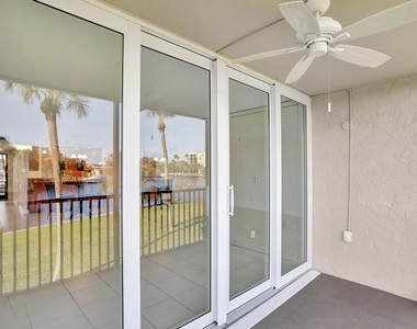 13 Royal Palm Way - Photo Thumbnail 23