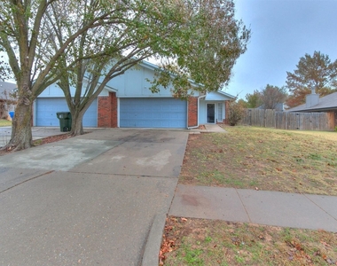 2625 Belknap Avenue - Photo Thumbnail 0