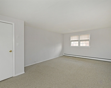 1754 Park Avenue - Photo Thumbnail 25