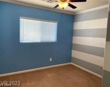 11225 Salentino Avenue - Photo Thumbnail 3