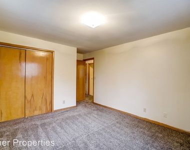 34-64, 3593-3615 Napoleon Ave - Photo Thumbnail 3