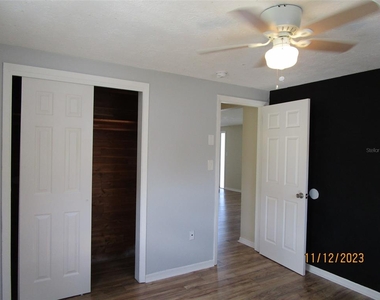 5032 Odyssey Avenue - Photo Thumbnail 12