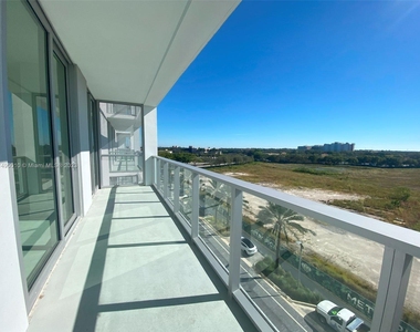 2000 Metropica Way - Photo Thumbnail 24