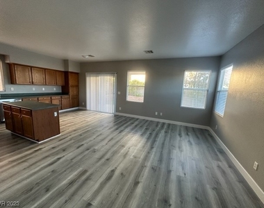 9408 Plover Falls Avenue - Photo Thumbnail 1