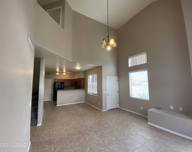 4061 N Weimer Place - Photo Thumbnail 1