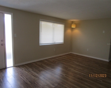 5032 Odyssey Avenue - Photo Thumbnail 2