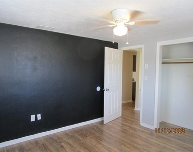 5032 Odyssey Avenue - Photo Thumbnail 7