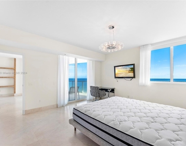 3801 Collins Ave - Photo Thumbnail 27