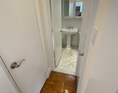  East 79th Street - Photo Thumbnail 10
