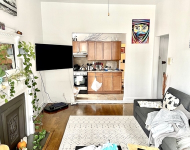 507 Manhattan Avenue - Photo Thumbnail 2