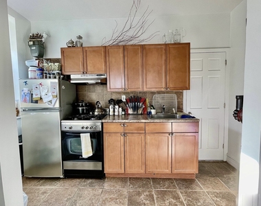 507 Manhattan Avenue - Photo Thumbnail 4