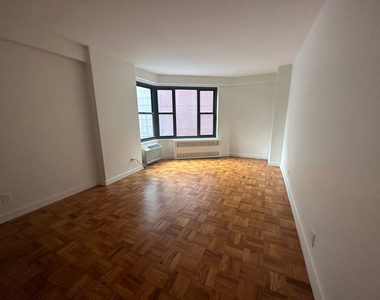 145 4th Avenue - Photo Thumbnail 8