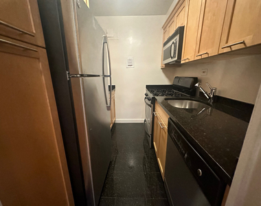 145 4th Avenue - Photo Thumbnail 3
