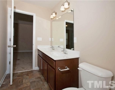 14411 Oak Springs Way - Photo Thumbnail 23