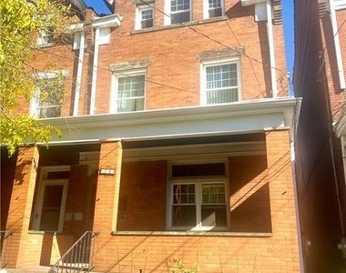 323 Mckee Place - Photo Thumbnail 13